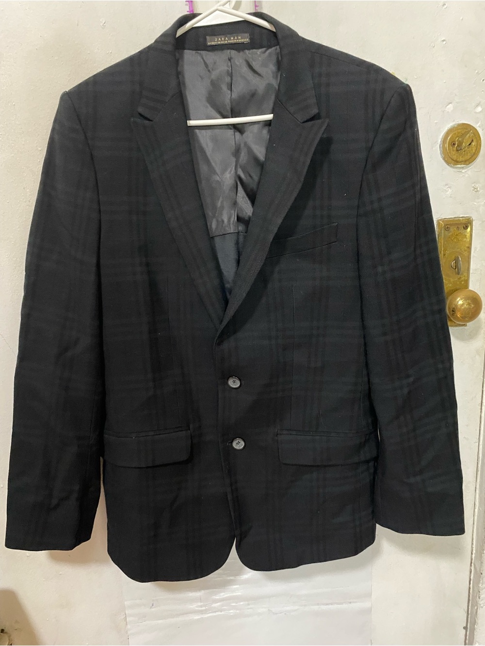 Zara Men's Dark Plaid Blazer in Black size 38